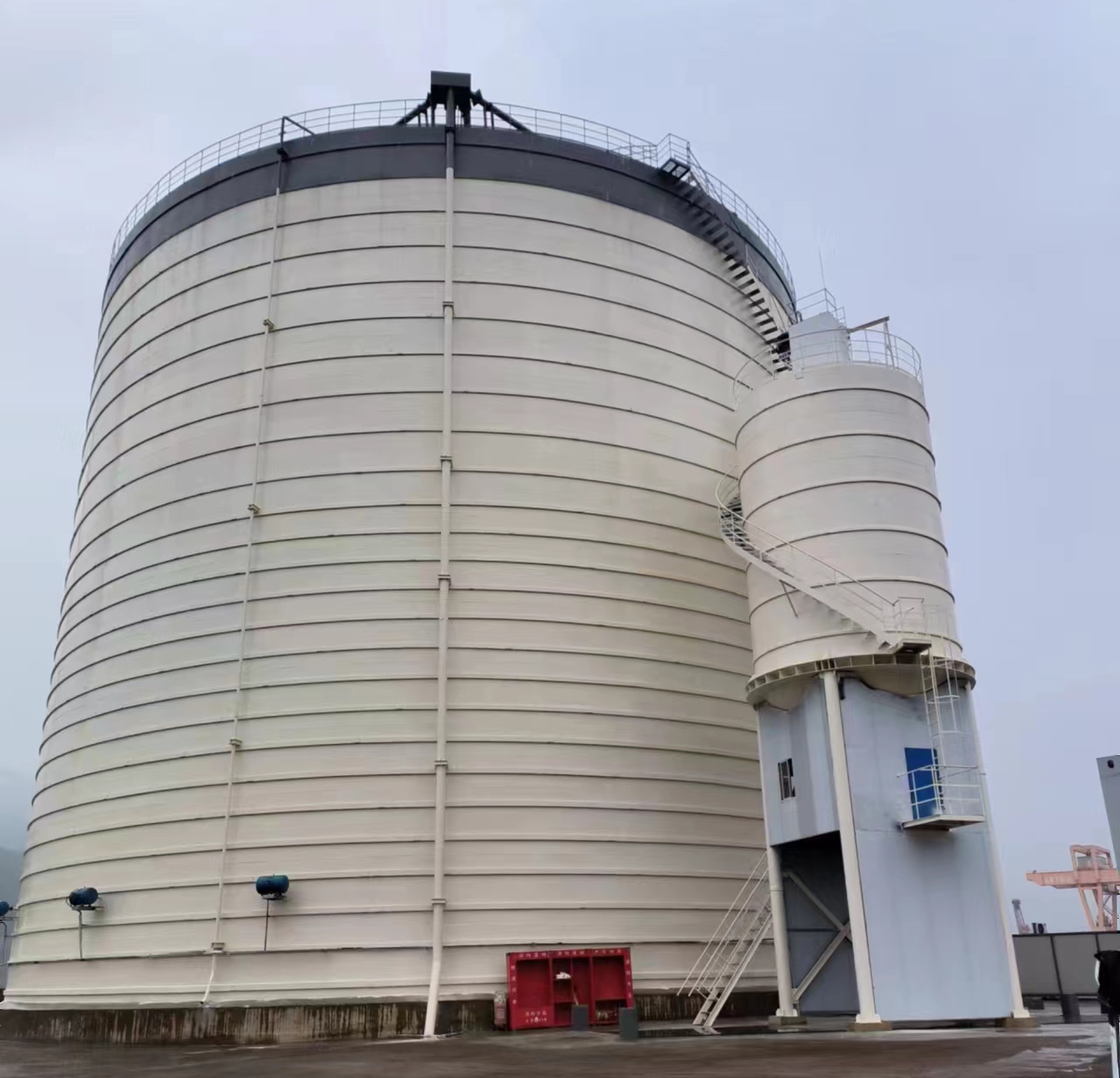 柳南10万吨水泥钢板库